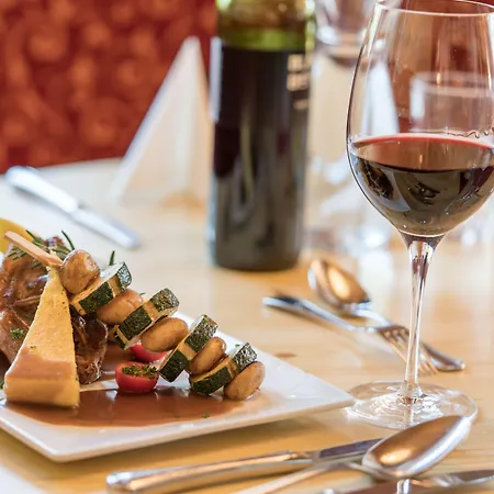 Hotel Replerhof Mit Kinderbetreuung 4*